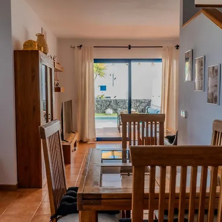 Casa De Pato بيت للعطل